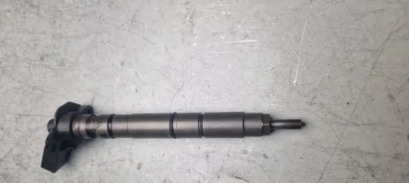 Audi Q7 4L Fuel injector 0445115052 059130277AH 0609252132