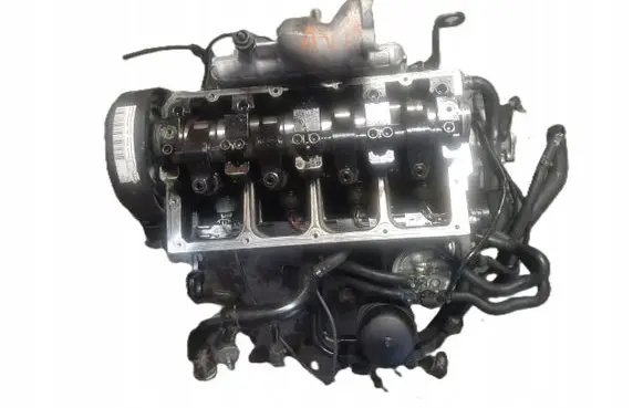Volkswagen PASSAT B5.5 Engine AVB