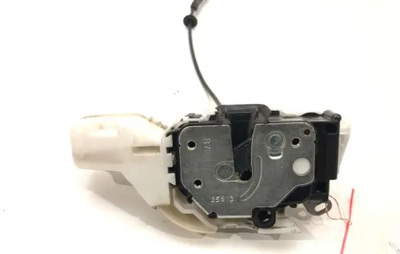 Alfa Romeo 159 Front door lock