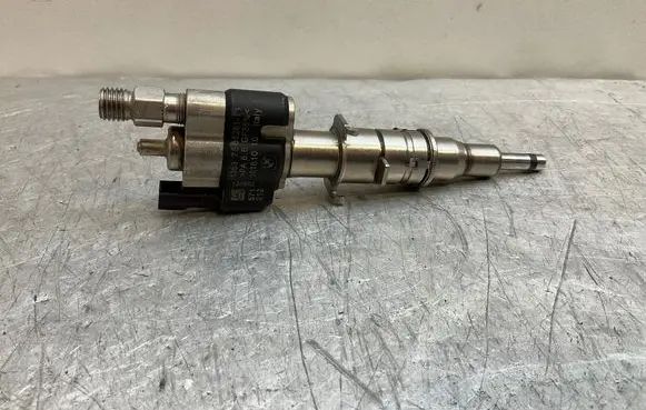 BMW 6 F12 F13 Fuel injector 7585261 10181010 758526111