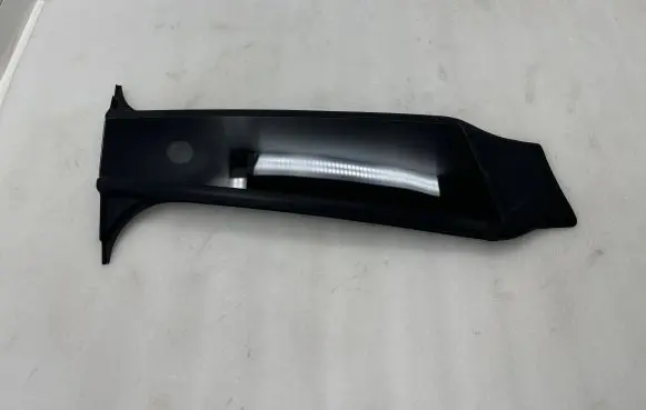 Tesla Model Y (B) Pillar trim (exterior) 151625800E 4L0619111AE 1509518D