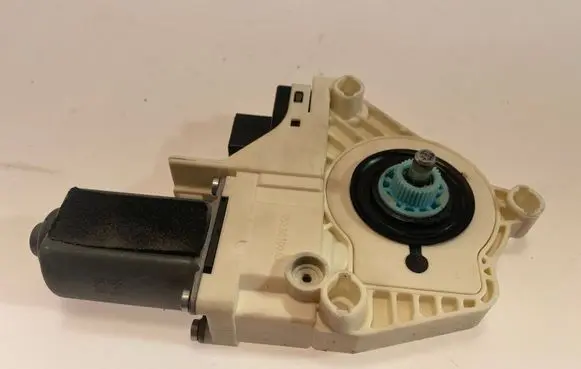 Audi S5 Front door window regulator motor 4F0959801D 4F0959801 1101997009250