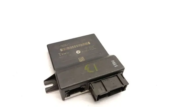 Audi A6 S6 C6 4F Gateway control module 4F0907468D 4F0810169A