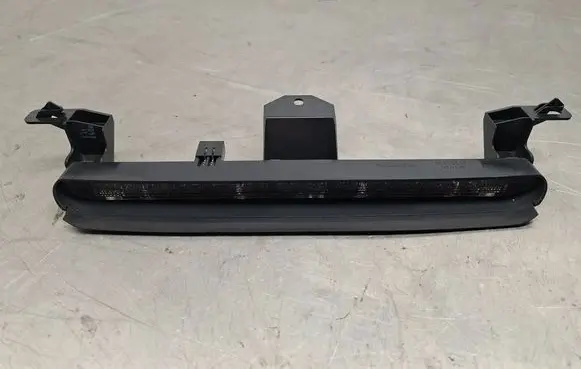 Volvo V70 Third/center stoplight 30678549