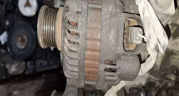 Peugeot 207 Generator/alternator 