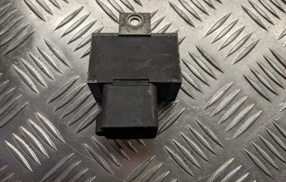 Renault Laguna II Glow plug pre-heat relay 7700115078