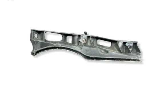 Volkswagen PASSAT B6 Front bumper mounting bracket 3C0807889