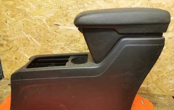 Opel Antara Armrest 20988287