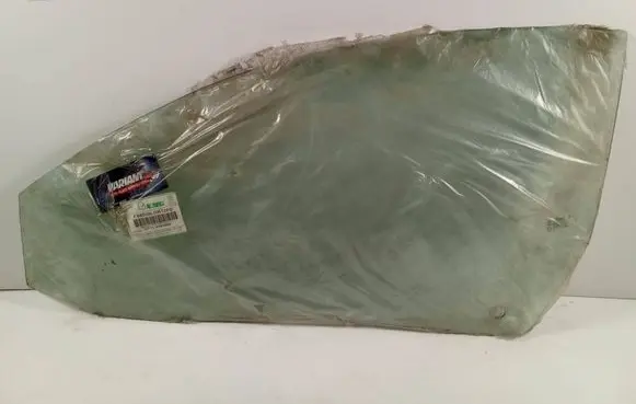 Nissan Micra Front door window/glass (coupe) 6039LGNT2FD