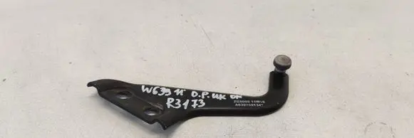 Mercedes-Benz Vito Viano W639 Sliding door upper roller guide/hinge A6397601347 6397601347