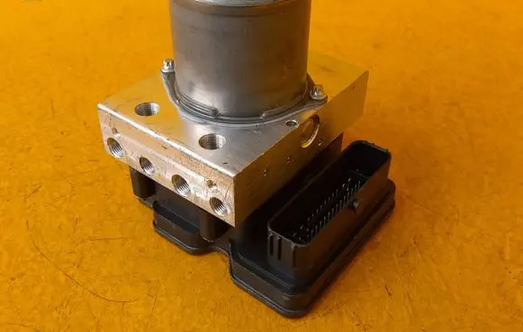 Mercedes-Benz EQS V297 ABS Pump A2979008602