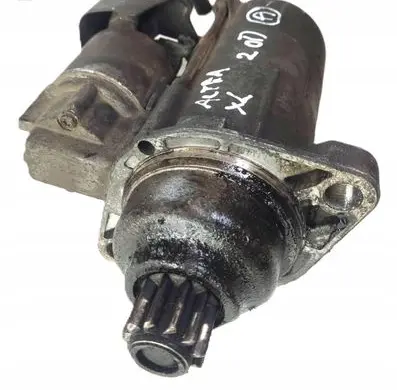 Seat Altea Starter motor 02M911023N