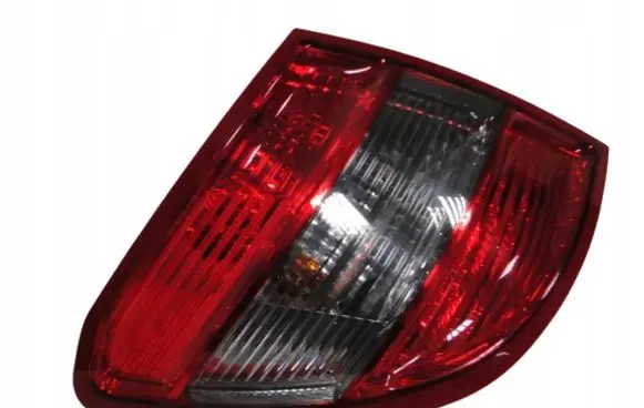 Mercedes-Benz C W204 Rear/tail lights A2048203764