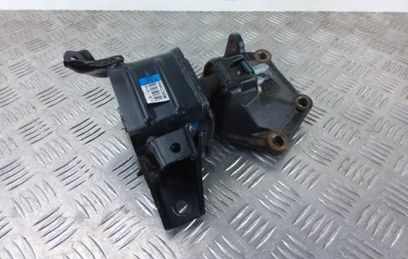 Hyundai i20 (BC3 BI3) Gearbox mount 21830Q0100