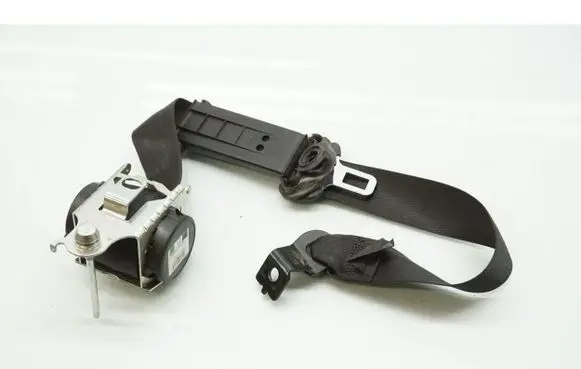 Opel Zafira B Front seatbelt 13242305
