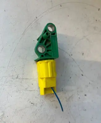 Audi A6 S6 C6 4F Airbag deployment crash/impact sensor 6Q0972623S 61891118