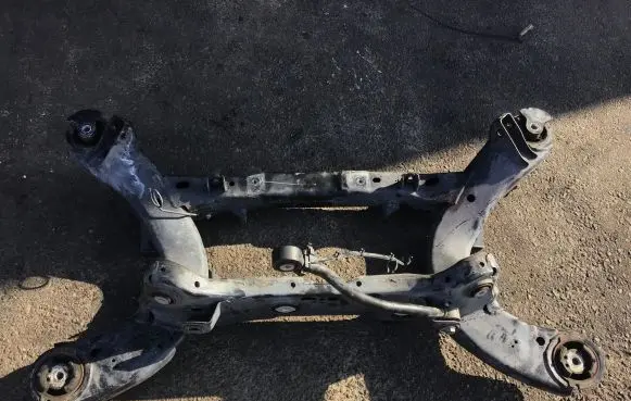 Dodge Challenger Rear subframe 