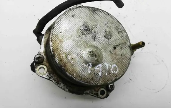 Opel Vectra C Vacuum pump 55188660