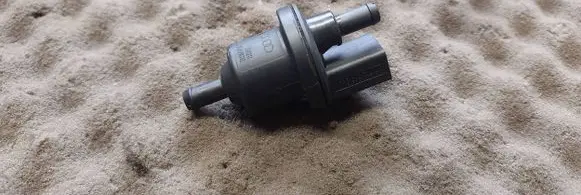Volkswagen PASSAT B6 Valve vacuum 6QE906517A 2580115B