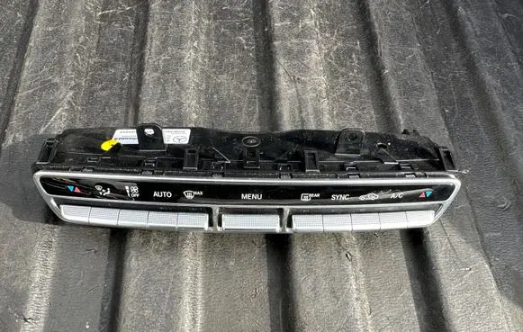 Mercedes-Benz C W205 Climate control unit A2059054706