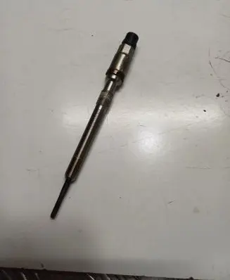 Volkswagen Golf VII Glow plug 03L905061H