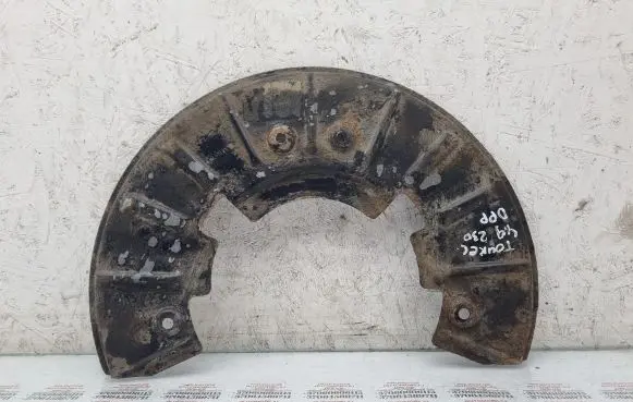Volkswagen Touareg I Front brake disc dust cover plate 7L0615311