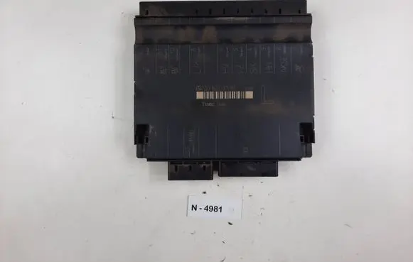 Mercedes-Benz S W220 Seat control module 2208203185