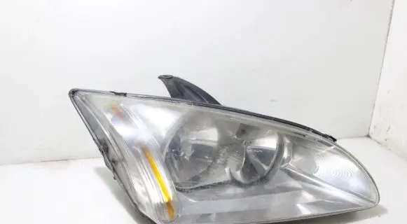 Ford Focus Headlight/headlamp
