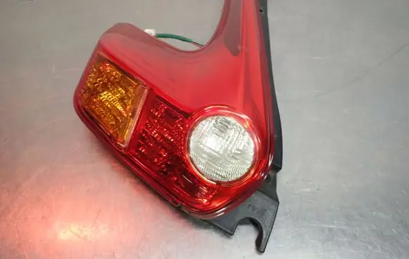 Nissan Juke I F15 Rear/tail lights