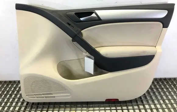 Volkswagen Golf VI Front door card panel trim