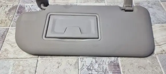 Mazda 3 I Sun visor