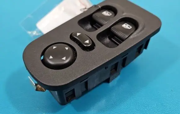 Lancia Ypsilon Electric window control switch IMPRK1571621