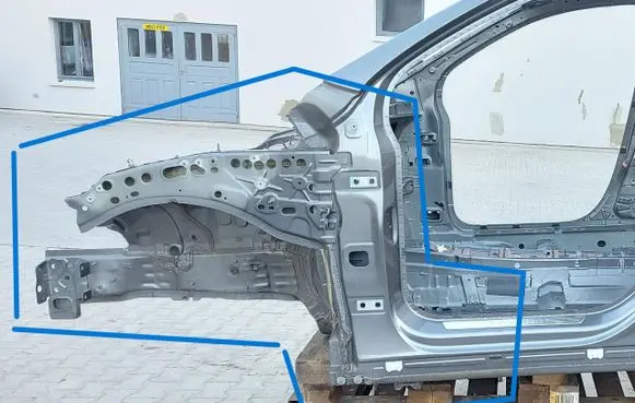 Mercedes-Benz GLA H247 Front quarter panel