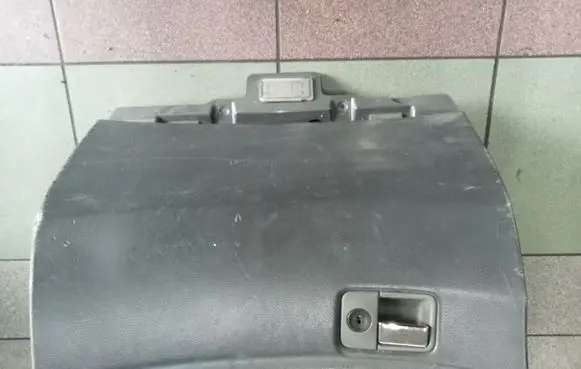 Volvo S80 Glove box 9164486