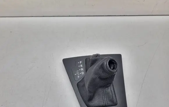 BMW X3 E83 Gear lever shifter trim leather/knob 3427946