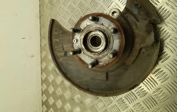 Cadillac SRX Front wheel hub 099