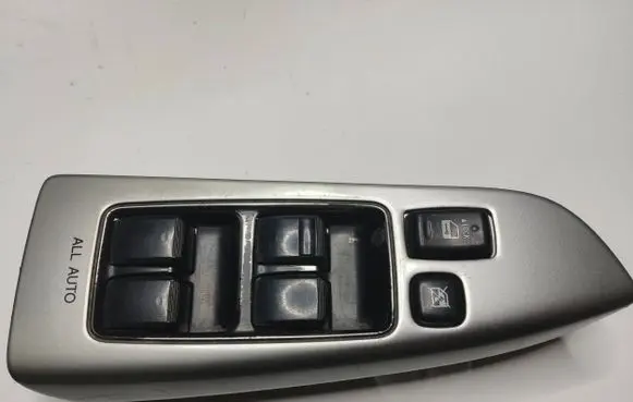 Toyota Land Cruiser (J120) Electric window control switch 8404060053 514569
