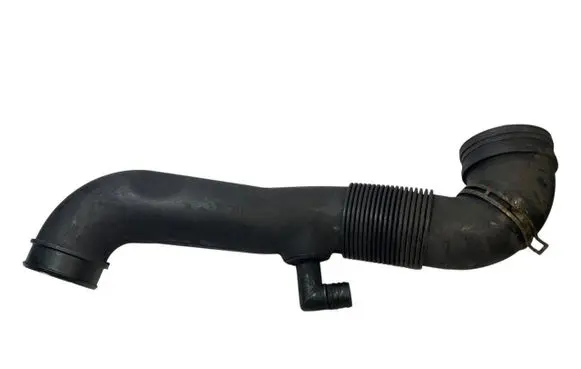 Volkswagen Transporter - Caravelle T5 Turbo air intake inlet pipe/hose 7H0129615D