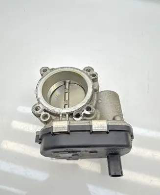 Cupra Formentor Throttle body valve 04E133062T 048101619 V29073596