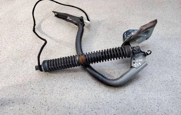 BMW 7 F01 F02 F03 F04 Tailgate/trunk/boot lift motor 