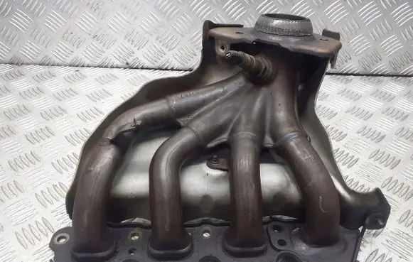 Renault Megane II Exhaust manifold 8200586673
