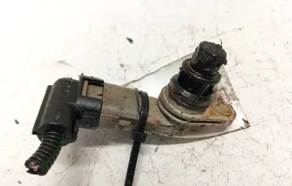 Opel Meriva A Camshaft position sensor 55201874