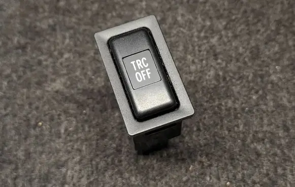 Toyota Avensis T250 Traction control (ASR) switch TR8801