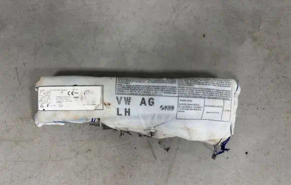 Audi Q3 F3 Seat airbag 83a880241D