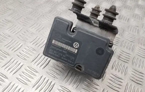 Skoda Yeti (5L) ABS Pump 1K0614117S 1K0907379AK