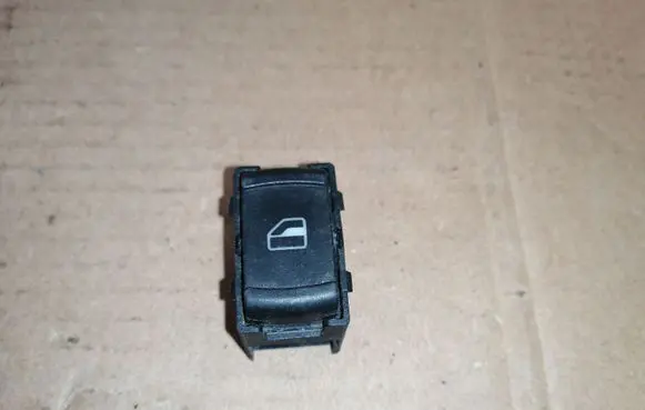 Skoda Octavia Mk1 (1U) Electric window control switch 1U0959855A