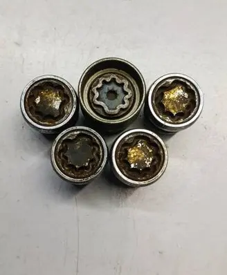 KIA Sportage Nuts/bolts 348458855