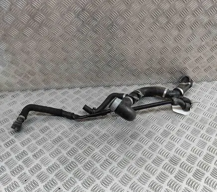 Mercedes-Benz AMG GT R190 C190 Engine coolant pipe/hose A1905000475