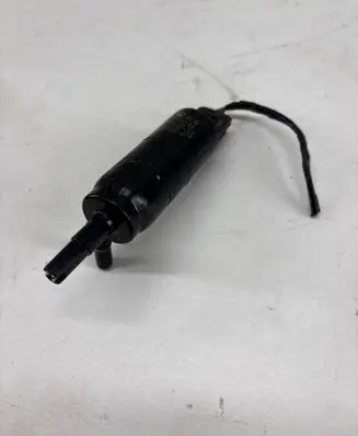 BMW 4 F36 Gran coupe Headlight washer pump 7217792 3223525