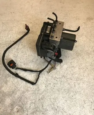 Audi A4 S4 B8 8K ABS Pump 8K0907379CN 8K0614517GT